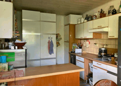 Bild der offen gestalteten Küche