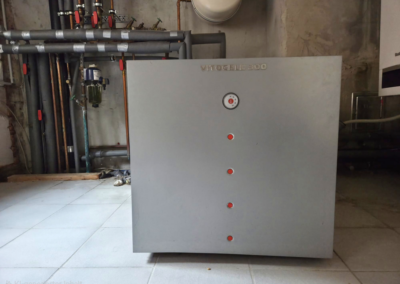 Bild des Edelstahl-Warmwasser-Speichers Viessmann Vitocell 300